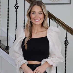 Zara Puff Sleeves Top size S